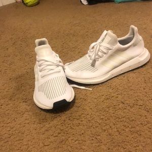 Adidas tennis shoes